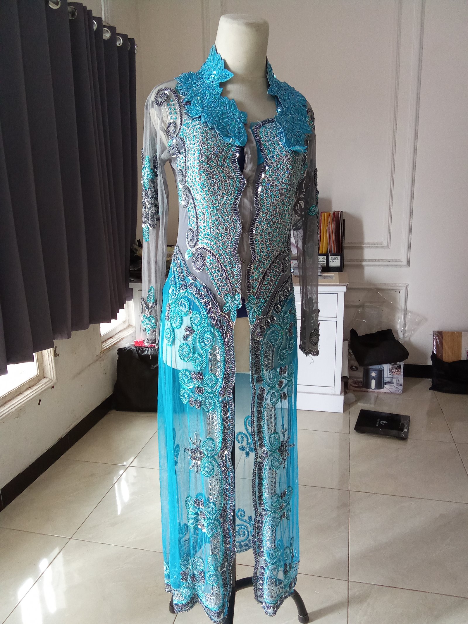 Kebaya blue sky
